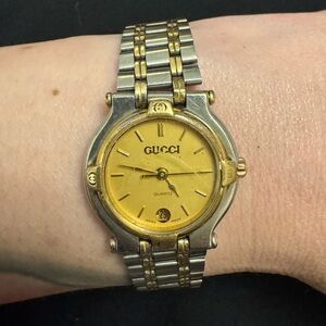 Vintage Gucci 9000L Two-Tone Gold and Silver Watch